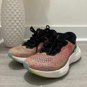 Nike Zoom X Invincible Run Flyknit “Multicolor” Women’s Size 9